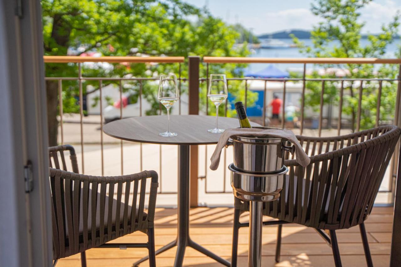 Hafenhotel Zu 普特布斯 外观 照片