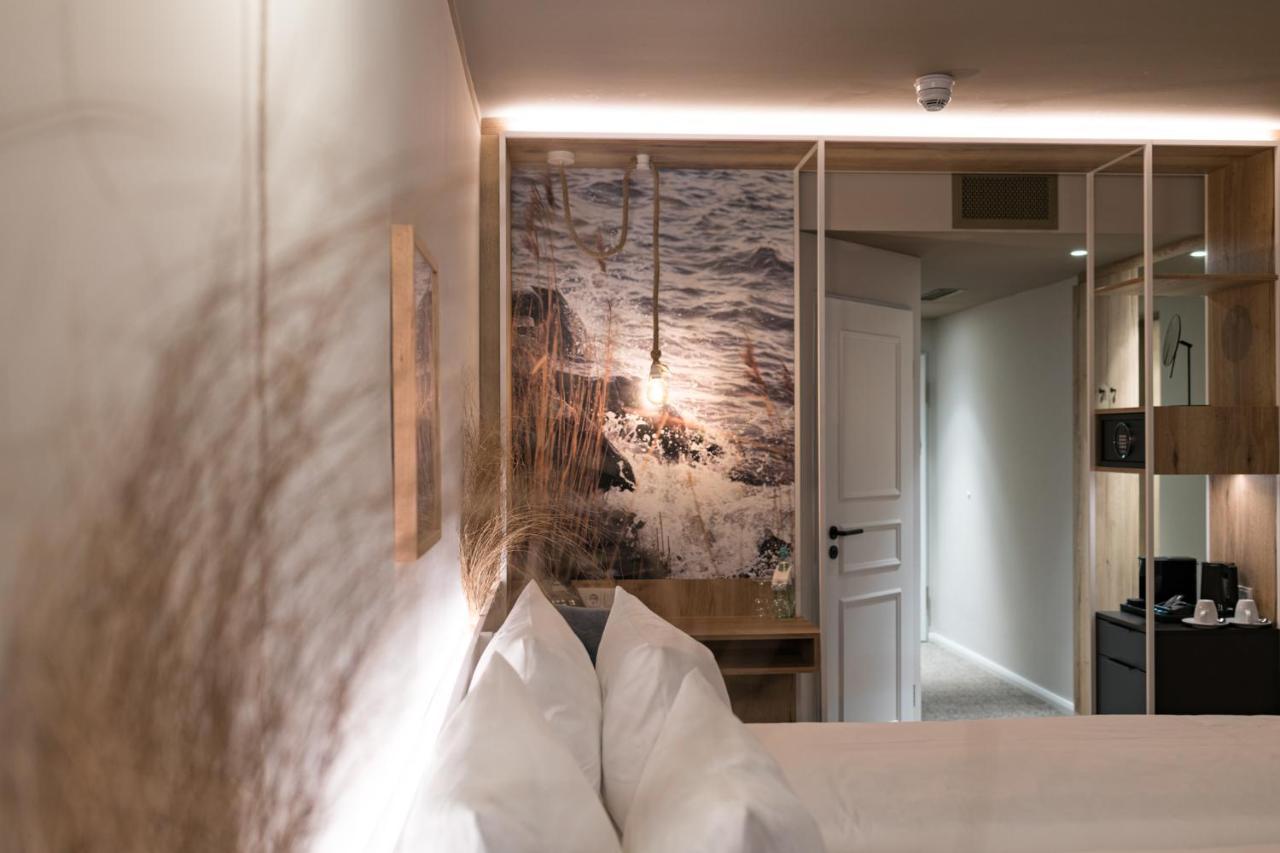 Hafenhotel Zu 普特布斯 外观 照片