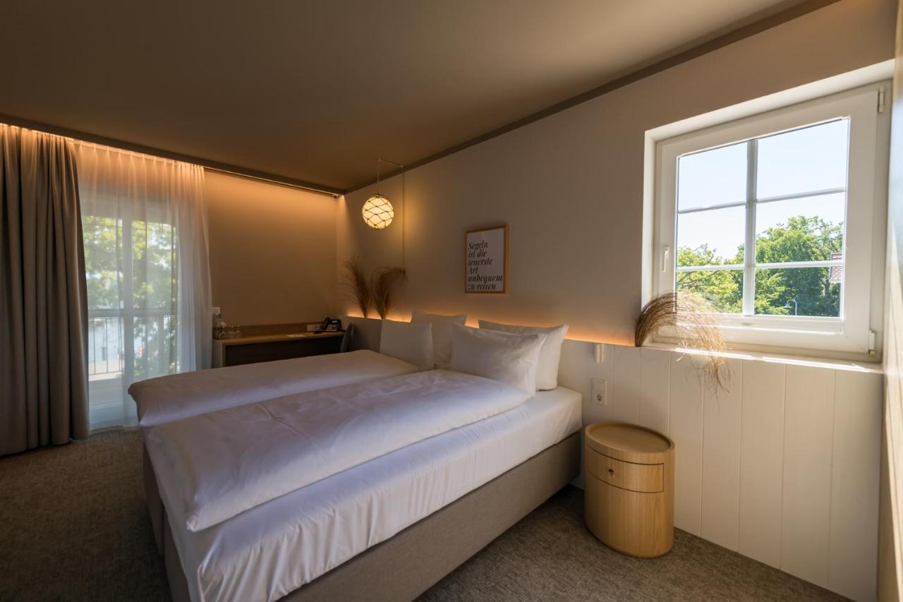 Hafenhotel Zu 普特布斯 外观 照片