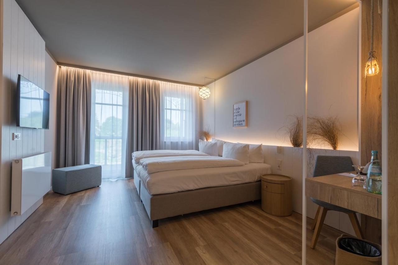 Hafenhotel Zu 普特布斯 外观 照片